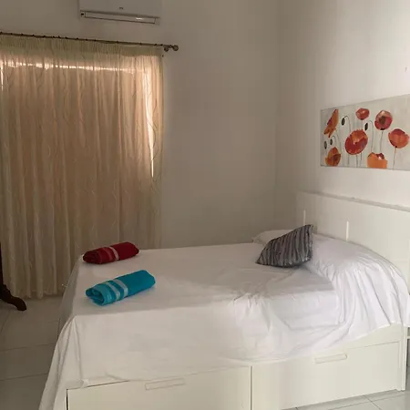 Sliema Central Apartment *