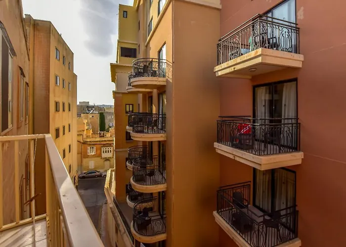 Sliema Central Apartment